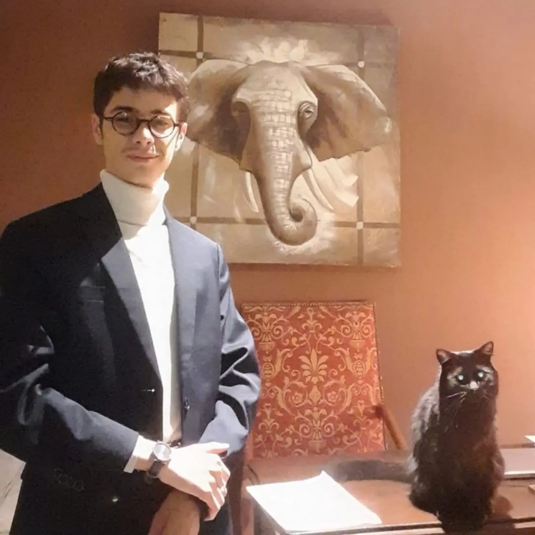 Enzo Ridel et La Ligue Des Animaux vous souhaitent une bonne année 2024.